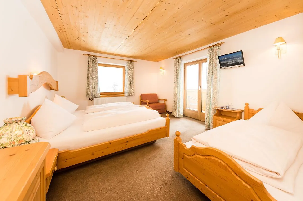 Pension Enzian Saalbach-Hinterglemm